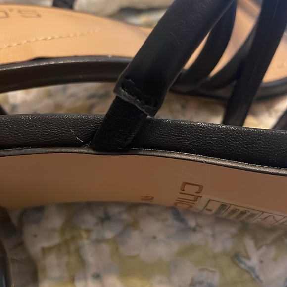 CHICO’S Black strapping sandal with black lucite square heel - Picture 5 of 8